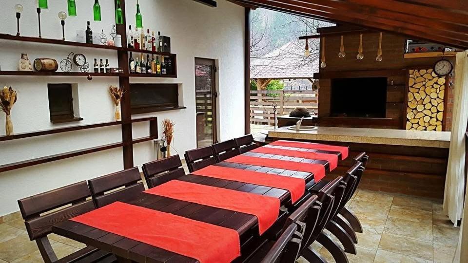 House Of River Moeciu De Sus Exterior photo
